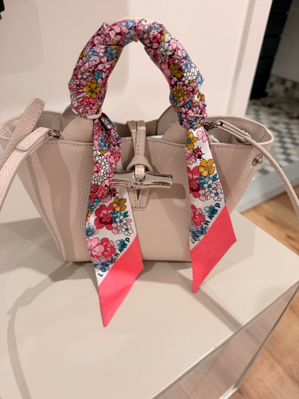 LONGCHAMP SET-Extra small Le Rouseau Handbag in beige and multi color silk scarf